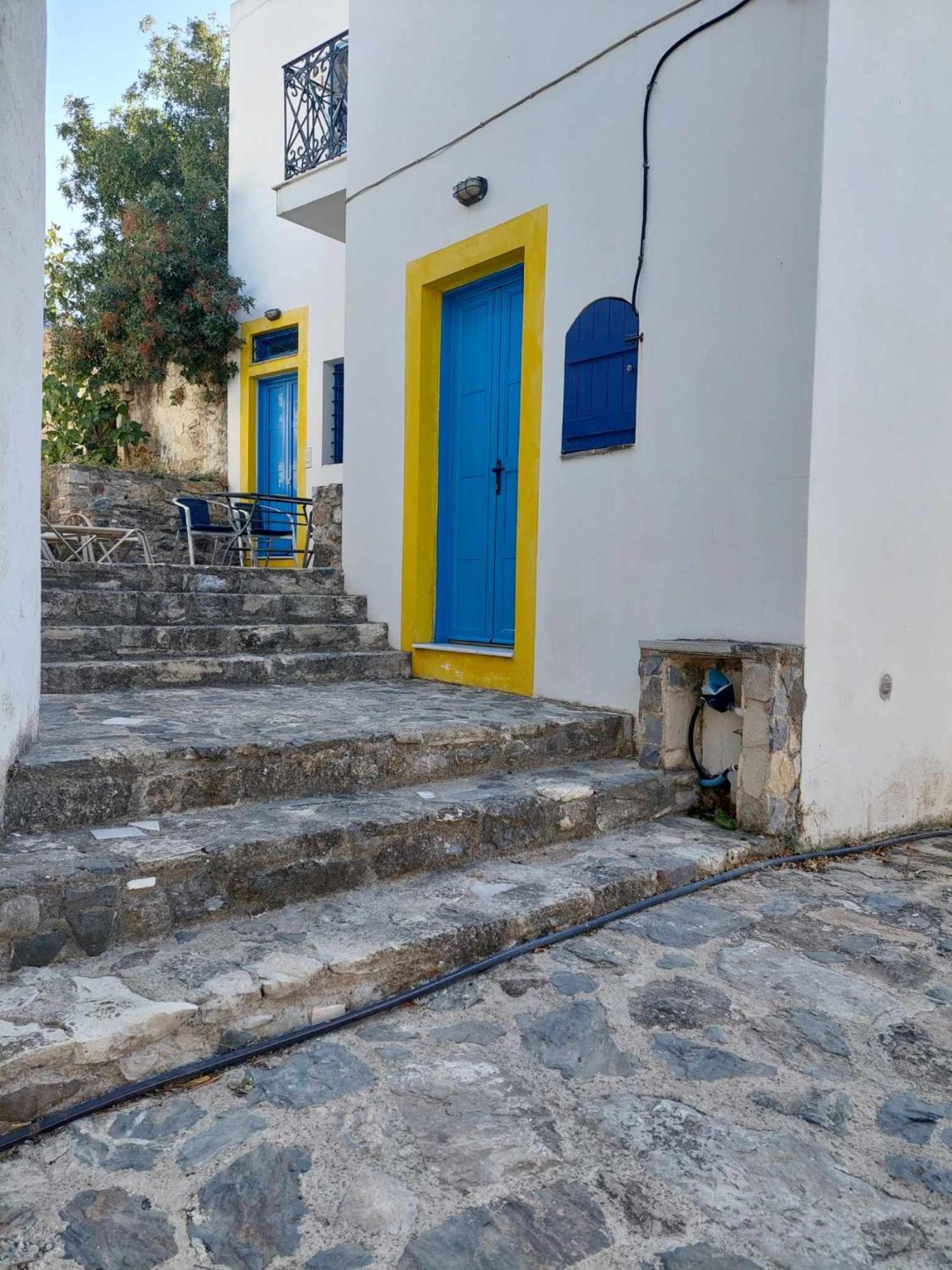 Seaview Villa Asfendiou エクステリア 写真