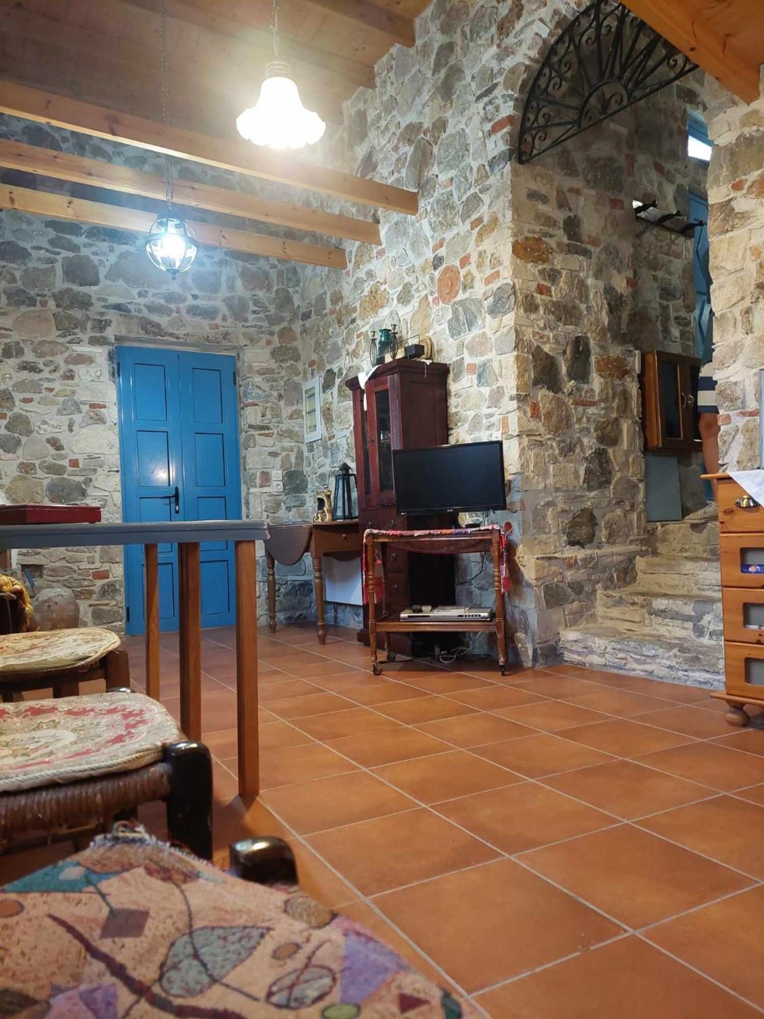 Seaview Villa Asfendiou エクステリア 写真